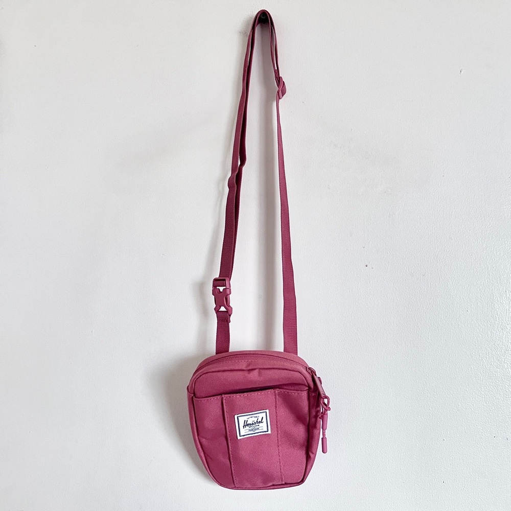 Herschel Supply Company Cruz Crossbody Accessory Bag